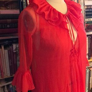 Union 70s Gown & Robe